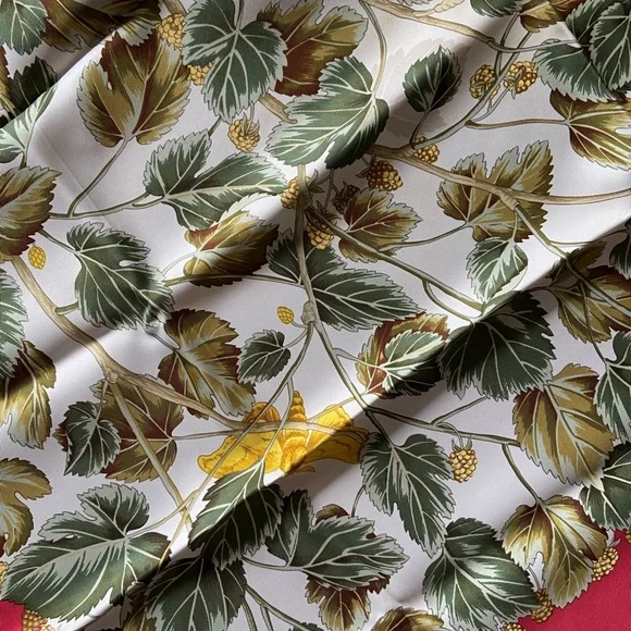 Authentic vintage HERMES Carre 90 scarf. L'Arbre de Soie - Picture 3 of 5